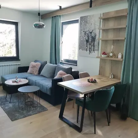 Dvosjed Apartment